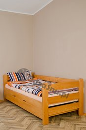łóżko możliwość sprzątania podłogi pod łóżkiem producent pojemnik do przechowywania
